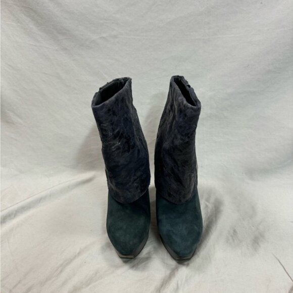 Stella Luna Blue Suede Leather Bootie. - Picture 2 of 8